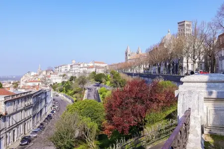 Montizon, Charmant gîte avec piscine à Roussines - Photo 32