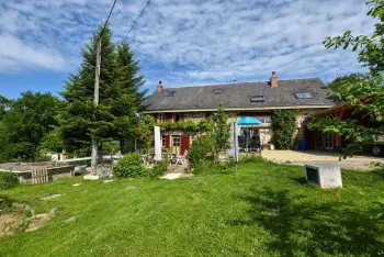 Puy de Dôme, Maison à Virlet, Holiday home Virlet FR-00005-71 N°568599