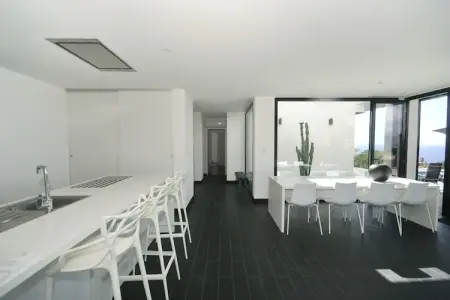 Seaview, Villa moderne et spacieuse à Albitreccia avec piscine privée et  vue panoramique - Photo 4