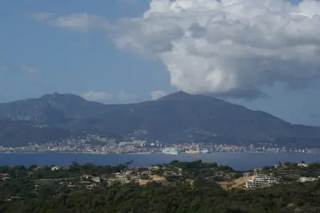 Seaview, Villa moderne et spacieuse à Albitreccia avec piscine privée et  vue panoramique - Photo 22