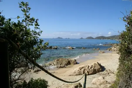 Seaview, Villa moderne et spacieuse à Albitreccia avec piscine privée et  vue panoramique - Photo 35