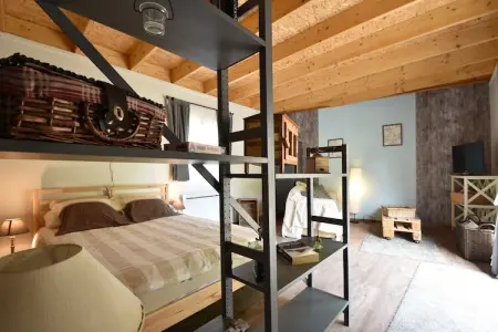 Maison Typique Bretonne, Maison Bretonne en pierres de pays à Saint-Gilles-les-Bois - Photo 9