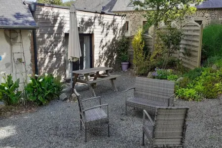 Maison Typique Bretonne, Maison Bretonne en pierres de pays à Saint-Gilles-les-Bois - Photo 14