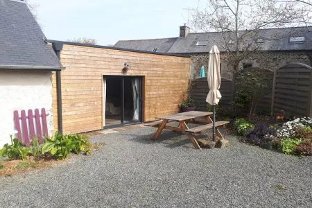 Maison Typique Bretonne, Maison Bretonne en pierres de pays à Saint-Gilles-les-Bois - Photo 15