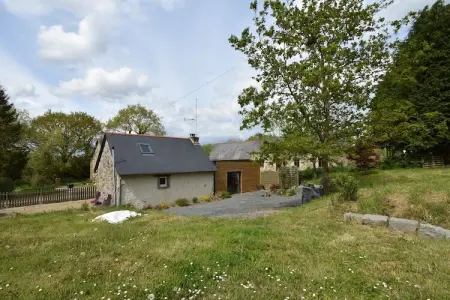 Maison Typique Bretonne, Maison Bretonne en pierres de pays à Saint-Gilles-les-Bois - Photo 18