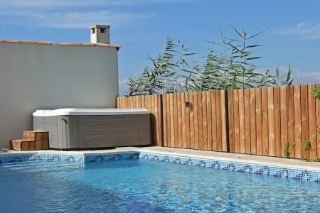 Villa Camargue, Maison de vacances luxueuse avec piscine privée à Port Camargue - Photo 27