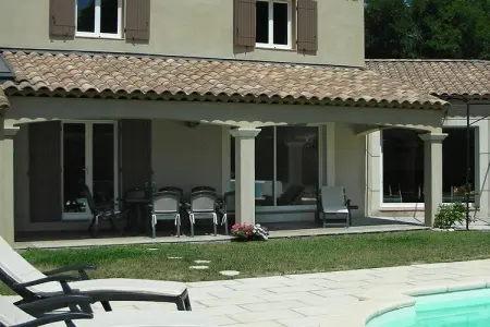 Villa de luxe en Provence avec jardin et terrasse couverte - Photo 23