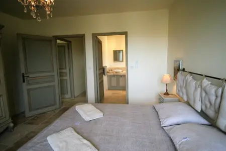 La Charm, Villa de bon goût à Eygalieres avec piscine privée - Photo 16