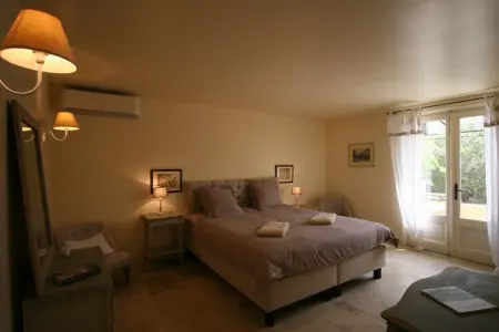 La Charm, Villa de bon goût à Eygalieres avec piscine privée - Photo 17