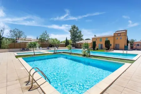 Mazet de Camargue, Maison de vacances confortable avec piscine, jardin, terrasse, étang - Photo 1