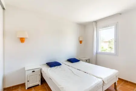 Mazet de Camargue, Maison de vacances confortable avec piscine, jardin, terrasse, étang - Photo 3