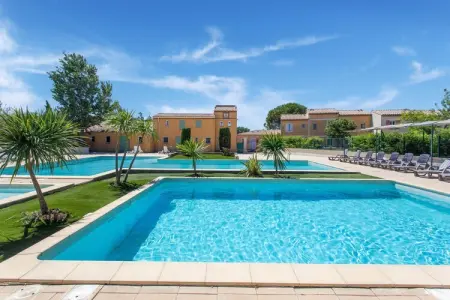 Mazet de Camargue, Maison de vacances confortable avec piscine, jardin, terrasse, étang - Photo 8