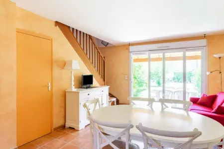 Mazet de Camargue, Maison de vacances confortable avec piscine, jardin, terrasse, étang - Photo 12