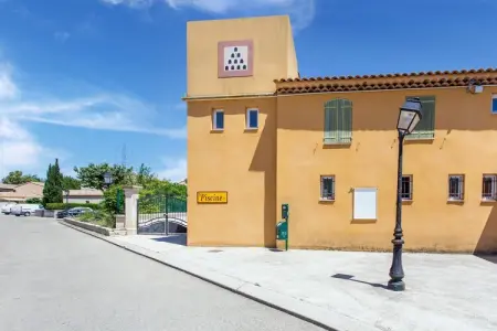 Mazet de Camargue, Maison de vacances confortable avec piscine, jardin, terrasse, étang - Photo 14