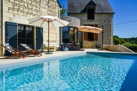 Gite vallée de la Loire, Magnifique maison restaurée près de Thizay avec piscine privee - Photo 7