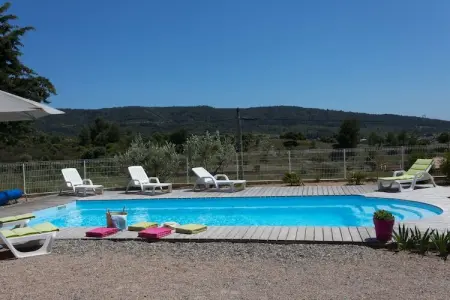 Villa Canissa, Villa spacieuse avec piscine privée entourée de vignes - Photo 1