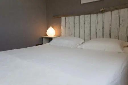 Villa Canissa, Villa spacieuse avec piscine privée entourée de vignes - Photo 13