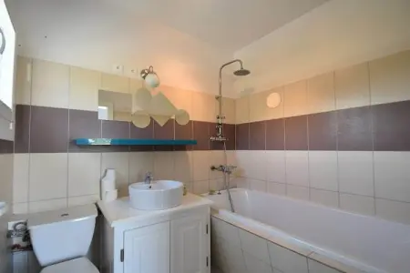 Clos des Oliviers, Belle villa avec piscine privée à Beaufort - Photo 18