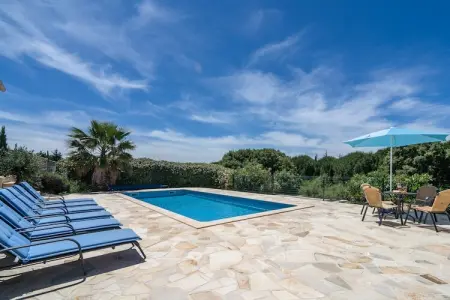 La Capitelle, Villa moderne à Félines-Minervois avec jacuzzi - Photo 8