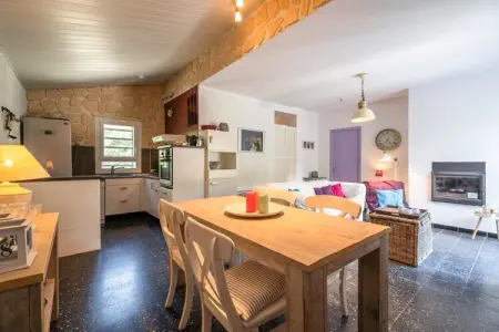 Villa Les Ecureuils, Villa moderne avec piscine privée à Pouzols-Minervois - Photo 9