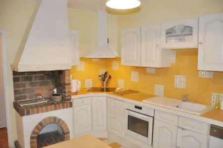 Villa Les Etangs, Villa de vacances avec piscine privée et vue sur le lac - Photo 2