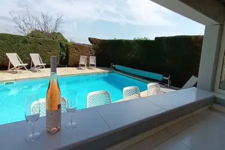 Villa Les Etangs, Villa de vacances avec piscine privée et vue sur le lac - Photo 13