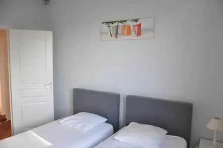 Villa Les Etangs, Villa de vacances avec piscine privée et vue sur le lac - Photo 17