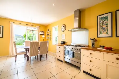 Villa Tranquille, Villa spacieuse avec piscine et jardin privés - Photo 7