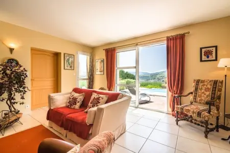 Villa Tranquille, Villa spacieuse avec piscine et jardin privés - Photo 17