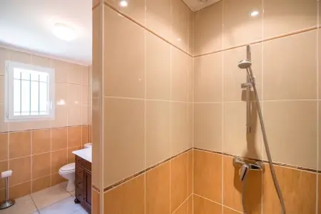 Villa Tranquille, Villa spacieuse avec piscine et jardin privés - Photo 28