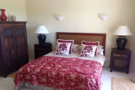 Villa Tranquille, Villa spacieuse avec piscine et jardin privés - Photo 38