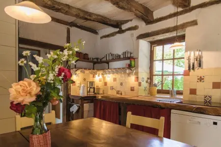 L'Hermite, Maison de vacances spacieuse avec grand jardin à Thenon - Photo 3