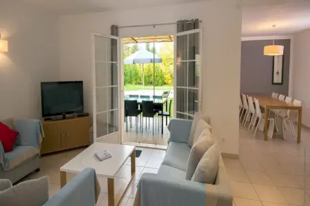 Le Clos Savornin 2, Villa provençale de luxe, vue sur les environs du Lubéron - Photo 1