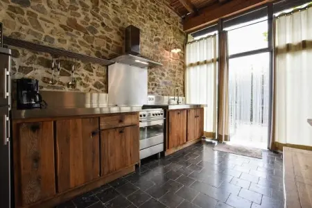 La Remise, Charmante ferme avec piscine privée à Terrou - Photo 2