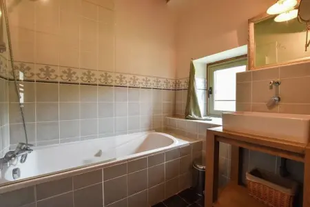 La Remise, Charmante ferme avec piscine privée à Terrou - Photo 23