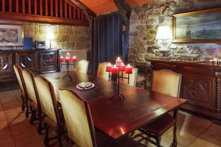 Maison de vacance - Cros-de-Géorand, Charmante longère avec piscine à Cros-de-Géorand - Photo 10