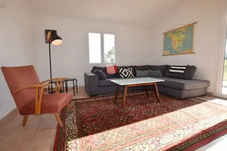 Villa Joyeuse 22, Jolie maison de vacances, terrasse à Joyeuse, sud France - Photo 8