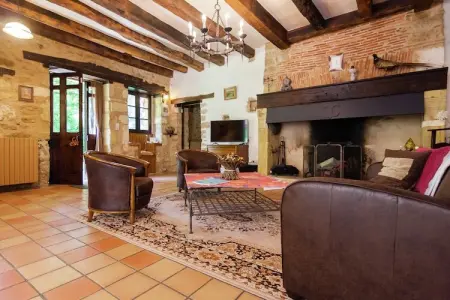 Les Raneaux 6P, Grande ferme à Nantheuil, France, avec jardin privé - Photo 13