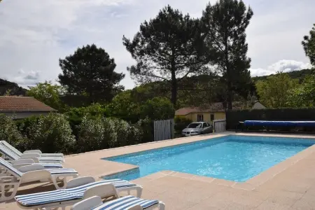 Villa - Sampzon, Maison de vacances paisible à Sampzon avec piscine - Photo 8