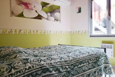 Villa - Sampzon, Maison de vacances paisible à Sampzon avec piscine - Photo 14