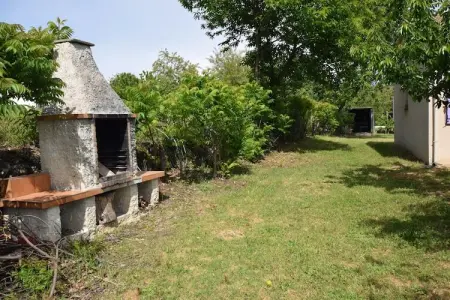 Villa - Sampzon, Maison de vacances paisible à Sampzon avec piscine - Photo 19