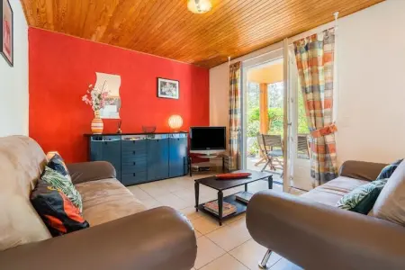 Les Lavandes, Maison de vacances agréable avec piscine privée aux Salelles - Photo 10