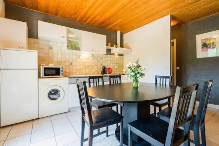 Les Lavandes, Maison de vacances agréable avec piscine privée aux Salelles - Photo 11