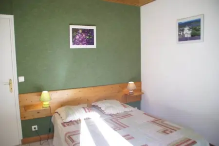 Les Lavandes, Maison de vacances agréable avec piscine privée aux Salelles - Photo 13