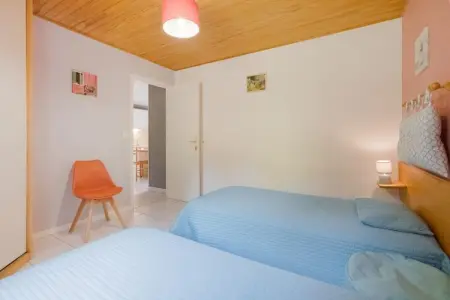 Les Hortensias, Maison de vacances paisible aux Salelles avec Piscine - Photo 14