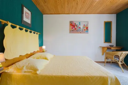 Les Hortensias, Maison de vacances paisible aux Salelles avec Piscine - Photo 18