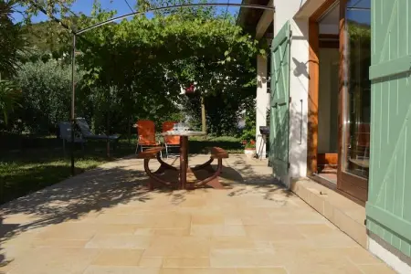 Villa - Les Vans 8pers, Maison de vacances spacieuse avec piscine aux Vans - Photo 6