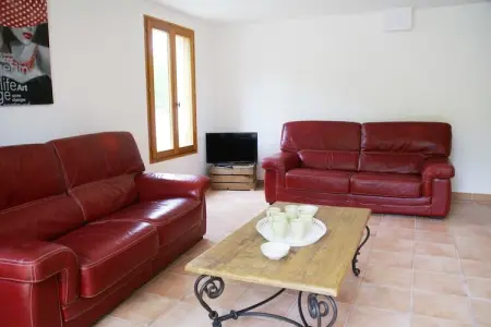 Villa - Les Vans 8pers, Maison de vacances spacieuse avec piscine aux Vans - Photo 8