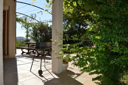 Villa - Les Vans 5pers, Maison de vacances spacieuse avec piscine aux Vans - Photo 20