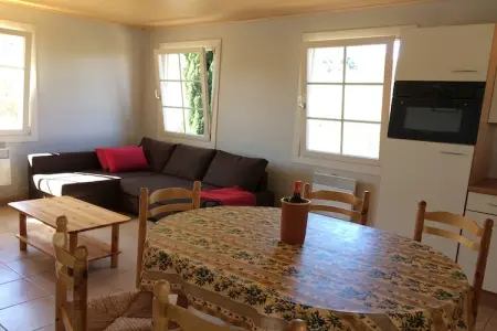 Villa Chassagnes, Maison de vacances paisible aux Vans, Ardèche avec piscine - Photo 2